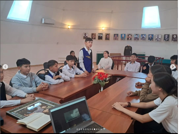 Бауыржан Момышұлының туғанына 115 жыл толуына орай музейлік сабақ өтті.